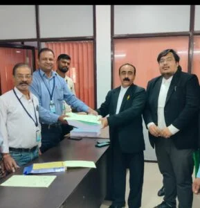 छत्तीसगढ़ राज्य विधिज्ञ परिषद चुनाव: नामांकन प्रक्रिया प्रारंभ, अधिवक्ता अब्दुल वहाब खान ने दाखिल किया पहला फॉर्म