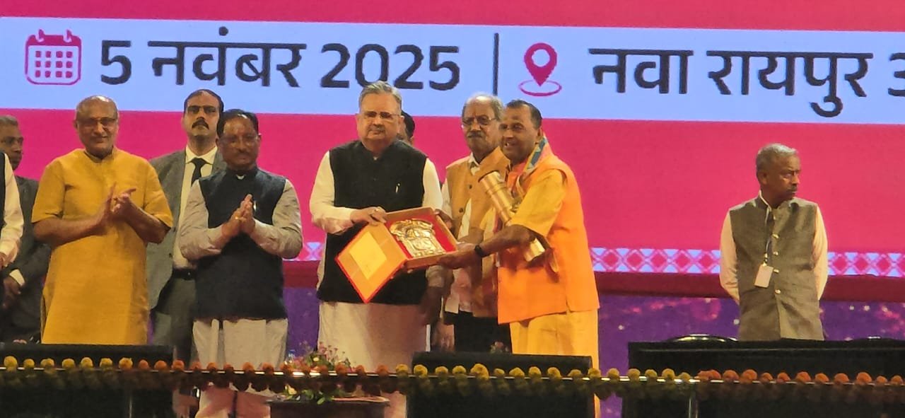 महाराजा अग्रसेन सम्मान 2025 से सम्मानित हुए राजेंद्र (राजू) अग्रवाल, मिले ₹2 लाख की सम्मान निधि