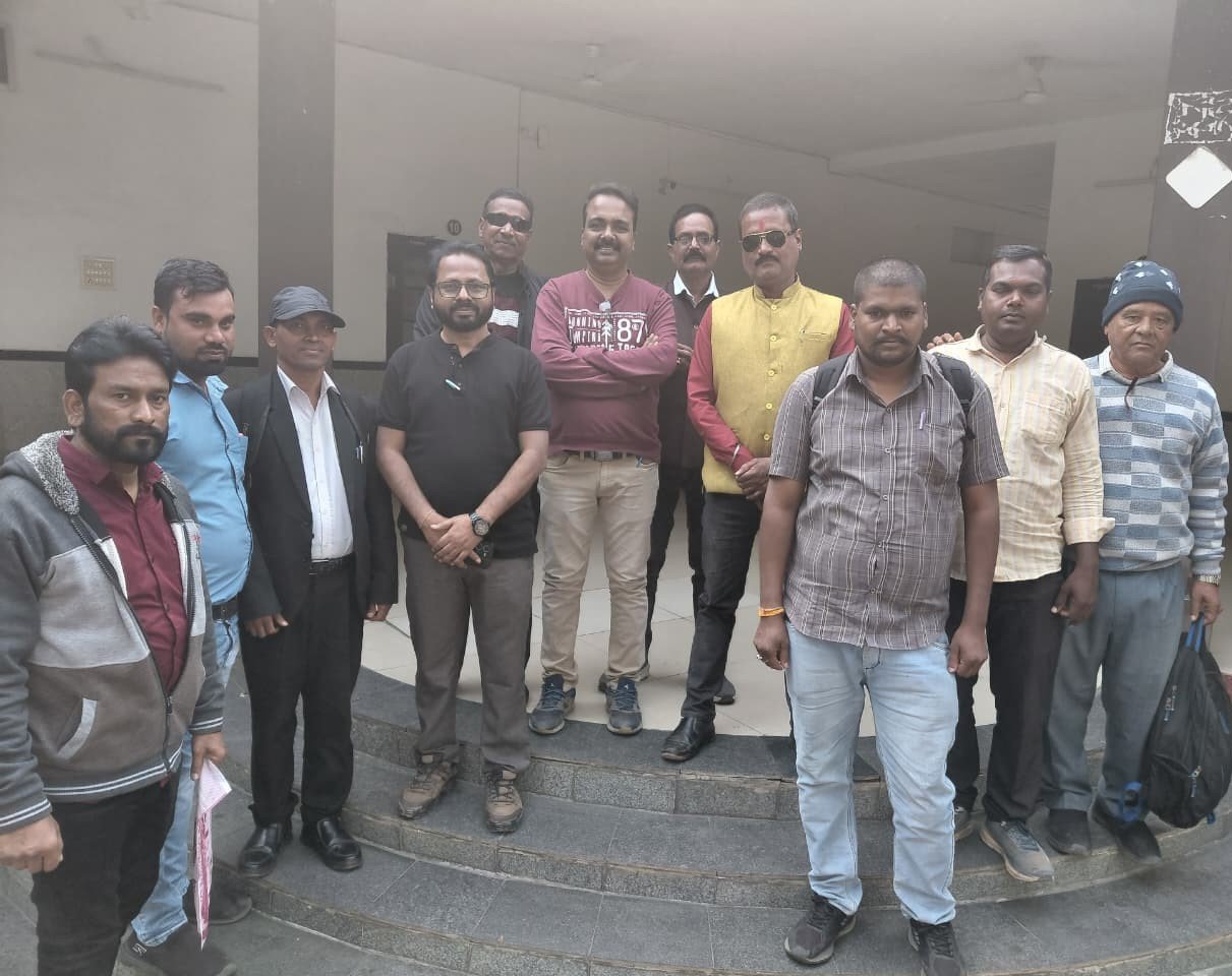 पत्रकारों का सबसे बड़ा संगठन “छत्तीसगढ़ प्रखर पत्रकार महासंघ” की महत्वपूर्ण बैठक सम्पन्न: वार्षिक सम्मेलन 21 दिसंबर को, तीन वरिष्ठ पत्रकार जुड़े संगठन से