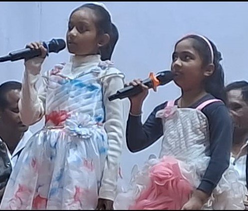 बिलासपुर: लखीराम ऑडिटोरियम में गूंजे एवरग्रीन हिट्स 2026, सुरों की शाम ने बांधा समां