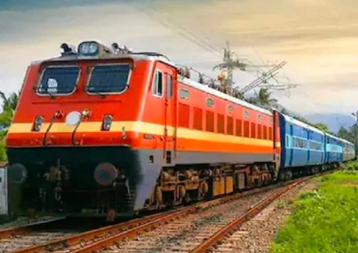 रेल यात्रियों के लिए बड़ी खबर: 18-19 जुलाई को कई ट्रेनें रहेंगी रद्द, बिलासपुर-रायपुर रूट पर सफर से पहले जरूर देखें सूची
