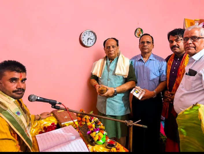 भागवत जीवन को भक्ति और सदाचार का मार्ग दिखाती है : डॉ. विनय पाठक